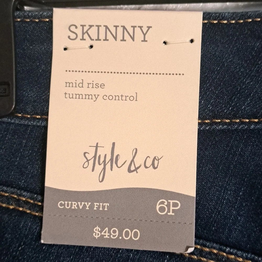 Style & Co Curvy Skinny Leg Mid Rise Tummy Control Jeans Millennium